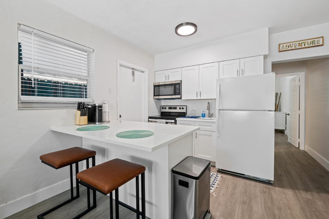 Comfy Bnb W/ King Bed + Work/Travel + Beach 8 Min Hallandale Beach Eksteriør bilde