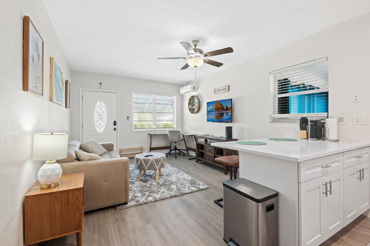 Comfy Bnb W/ King Bed + Work/Travel + Beach 8 Min Hallandale Beach Eksteriør bilde