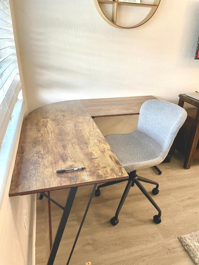 Comfy Bnb W/ King Bed + Work/Travel + Beach 8 Min Hallandale Beach Eksteriør bilde